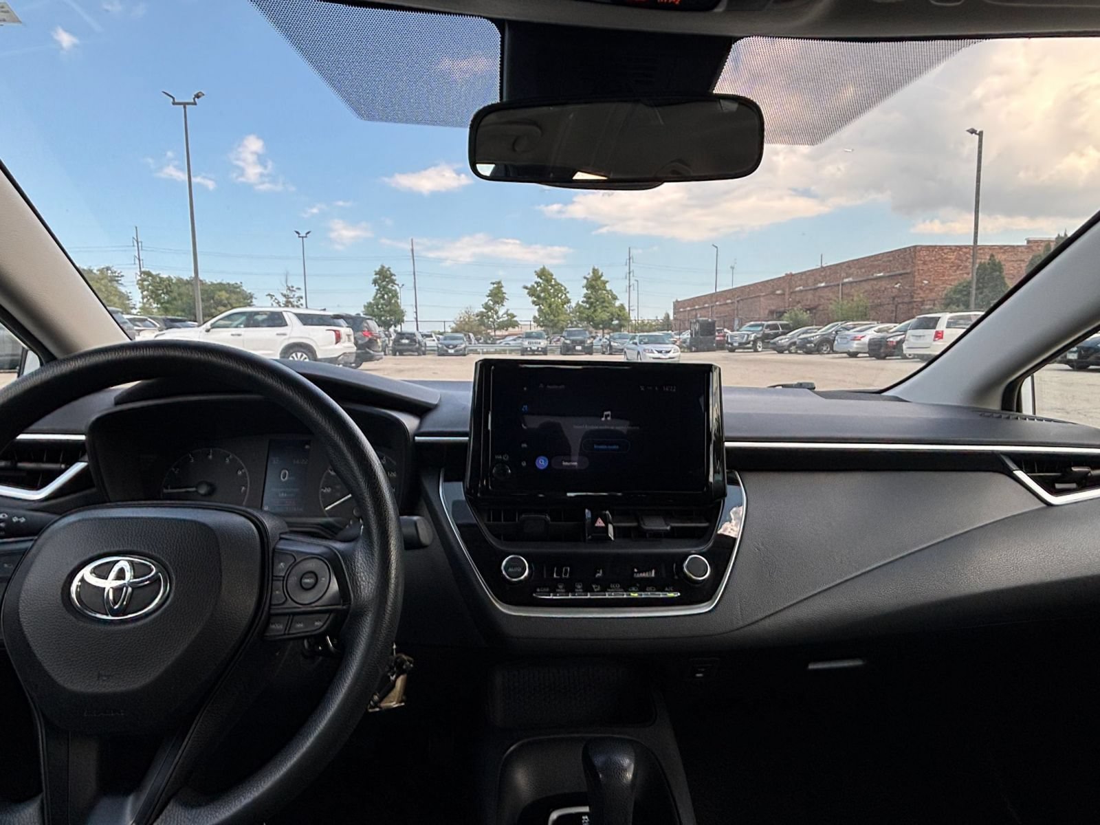 Used 2023 Toyota Corolla LE FWD image 30