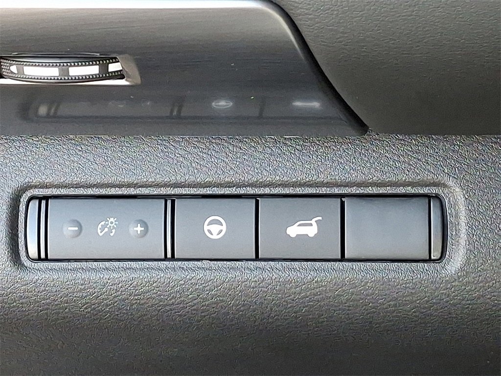 Certified 2025 Nissan Pathfinder SL w/ SL Premium Package image 29