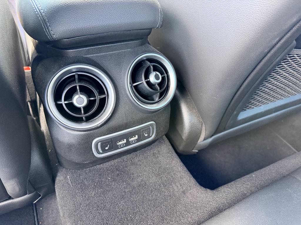 Used 2024 Alfa Romeo Giulia Quadrifoglio RWD image 12