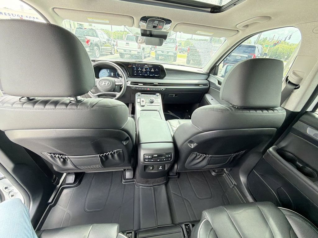 Used 2024 Hyundai Palisade Limited image 11