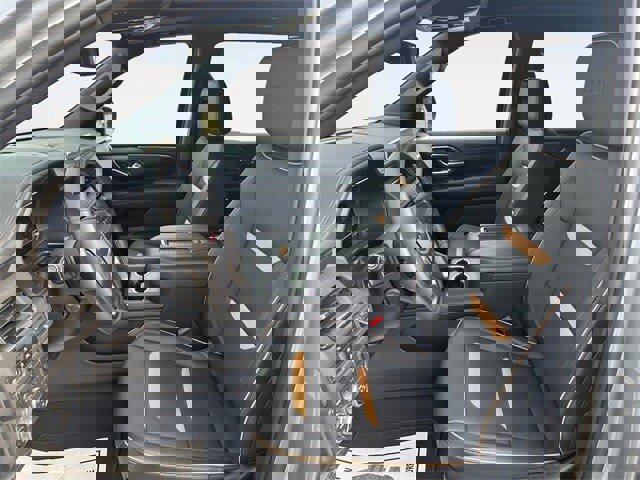 Used 2024 GMC Yukon AT4 image 9