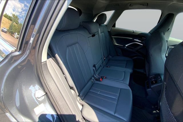 Used 2025 Audi Q5 Premium Plus AWD/4WD image 19
