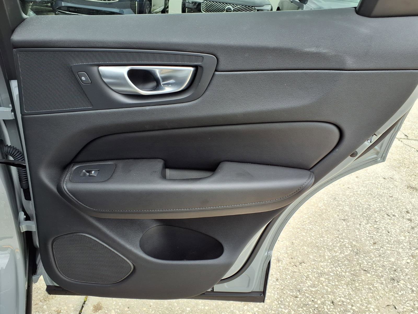 Certified 2024 Volvo XC60 B5 Plus w/ Climate Package image 14