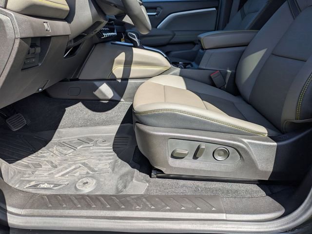 New 2025 Chevrolet Colorado ZR2 w/ ZR2 Bison Edition image 10