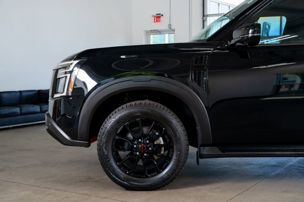 Used 2025 Nissan Armada PRO-4X AWD/4WD image 17
