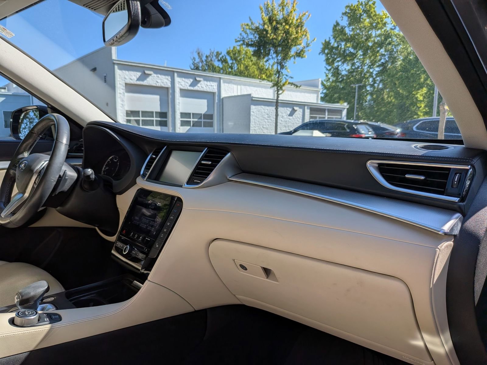 Used 2019 INFINITI QX50 Essential w/ Premium Heat Package AWD/4WD image 42