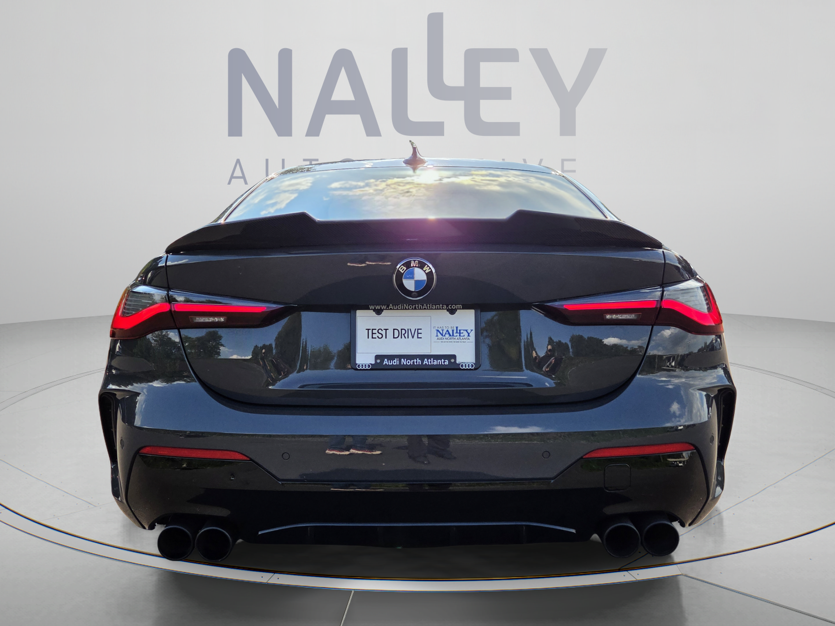 Used 2022 BMW M440i Coupe RWD image 4