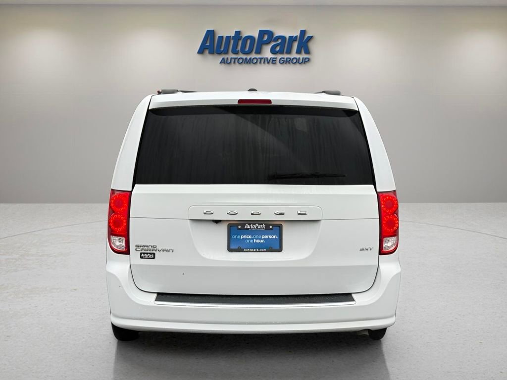 Used 2020 Dodge Grand Caravan SXT FWD image 6