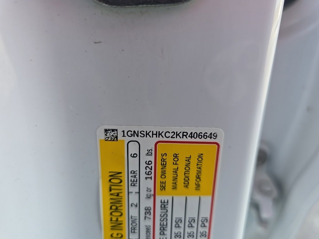 Used 2019 Chevrolet Suburban LT image 12