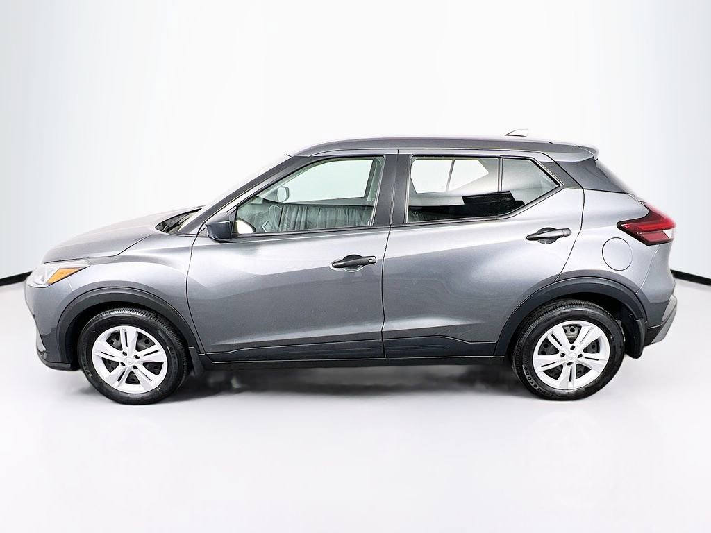 Used 2024 Nissan Kicks S image 4