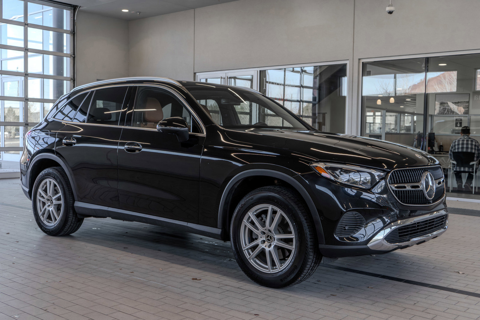 Used 2023 Mercedes-Benz GLC 300 image 12