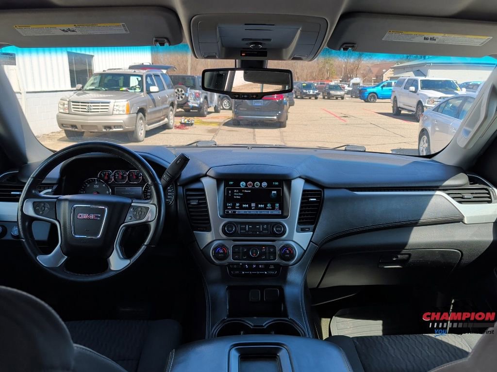 Used 2018 GMC Yukon SLE w/ SLE Value Package image 15