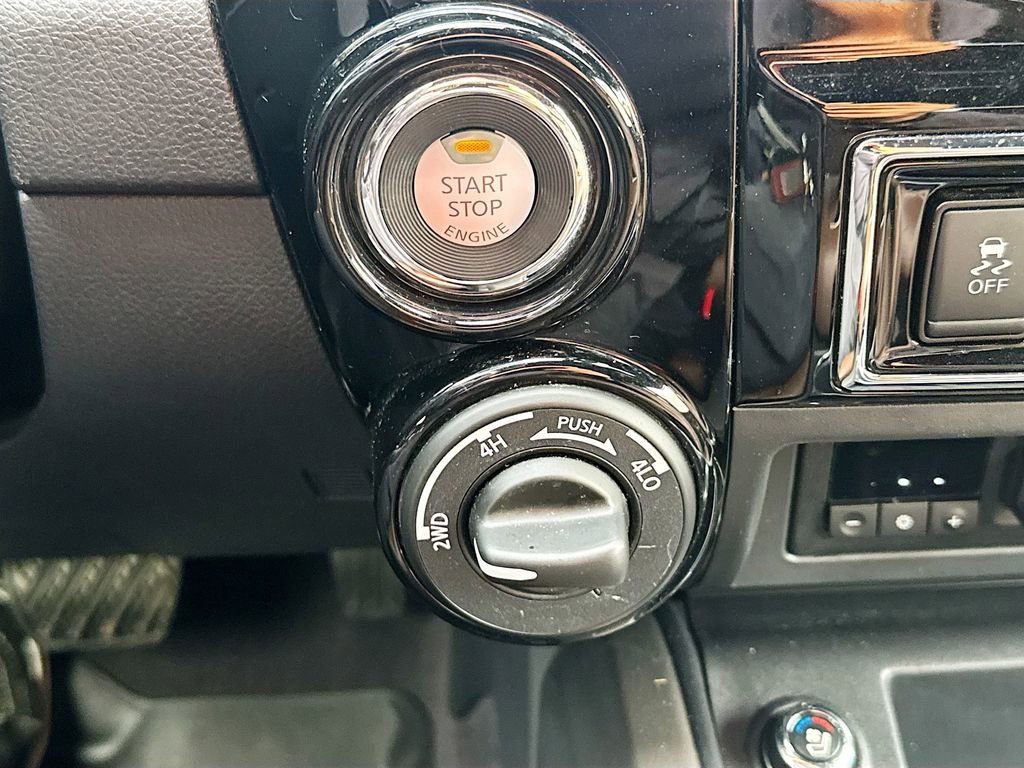 Used 2023 Nissan Titan Platinum Reserve w/ Off Road Protection Package image 17