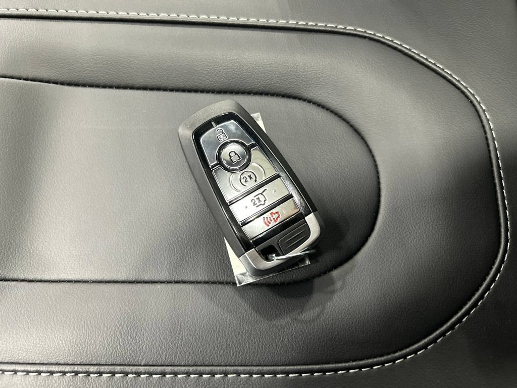 New 2027 Ford Expedition Max Platinum w/ Stealth Performance Package AWD/4WD image 22