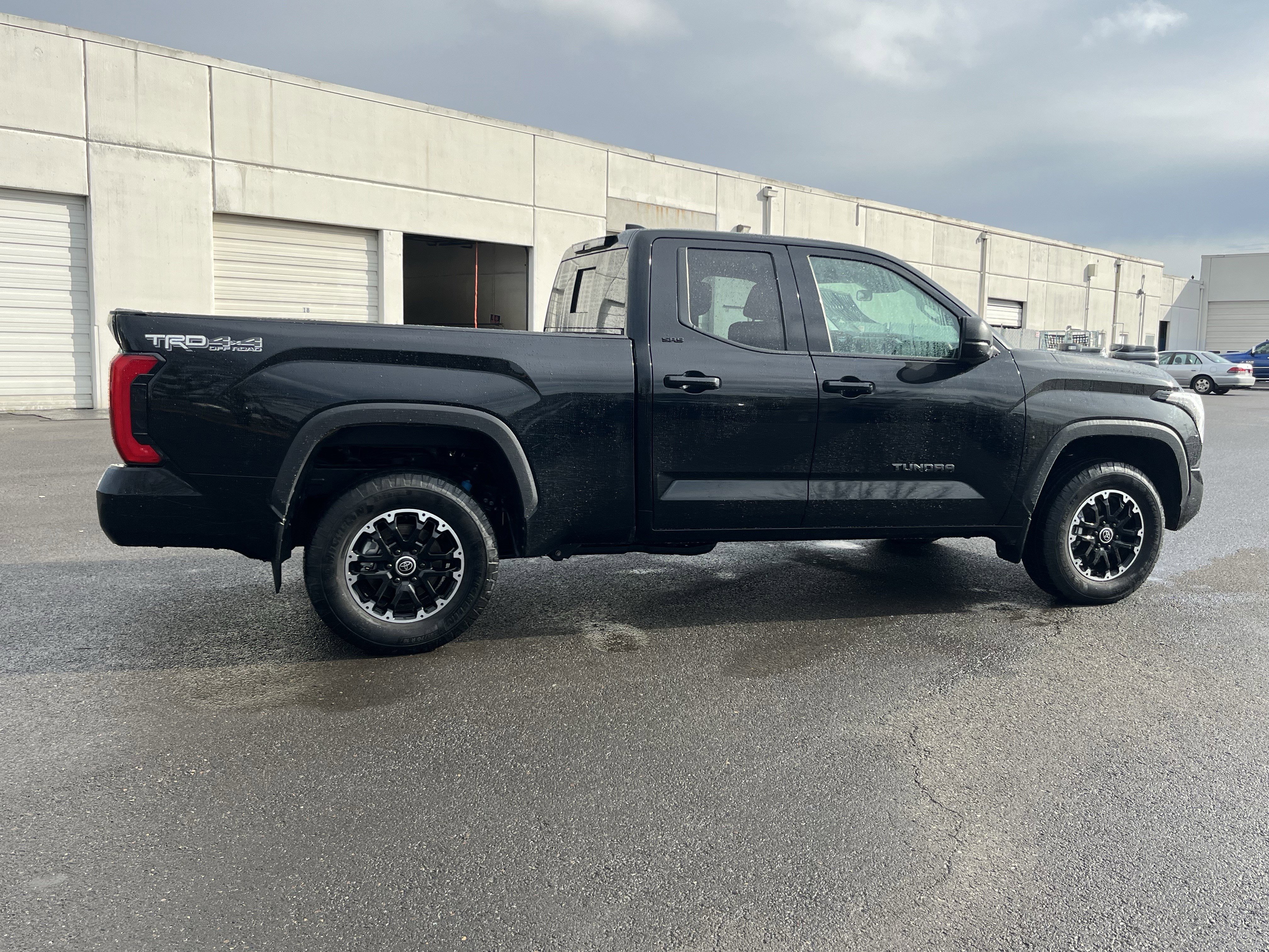 Used 2023 Toyota Tundra SR5 w/ TRD Off-Road Package image 6