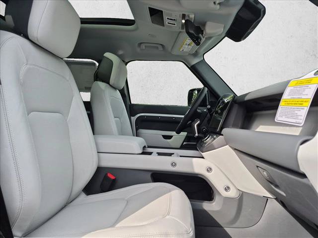 New 2026 Land Rover Defender 110 X-Dynamic SE AWD/4WD image 27