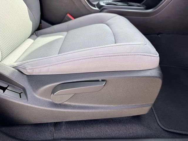 Used 2020 GMC Canyon 2WD Crew Cab w/ Convenience Package image 28