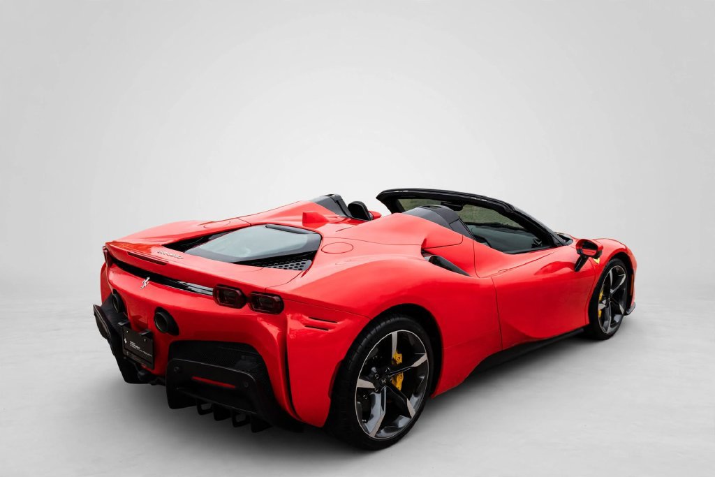 Certified 2024 Ferrari SF90 Spider AWD/4WD image 2