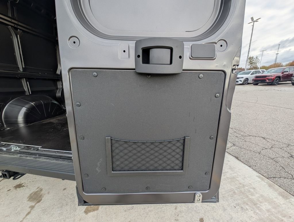 New 2026 RAM ProMaster 1500 w/ Quick Order Package 22G SLT image 44