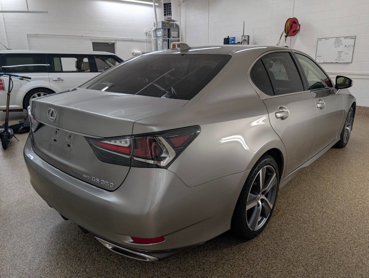 Used 2016 Lexus GS 350 AWD image 4