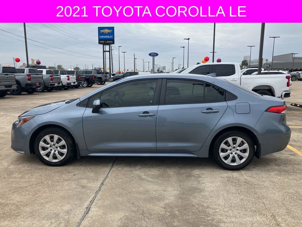 Used 2021 Toyota Corolla LE image 4