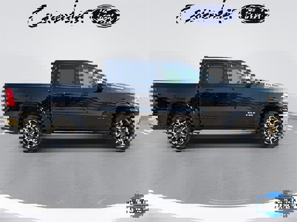 Used 2025 RAM 1500 Laramie image 4