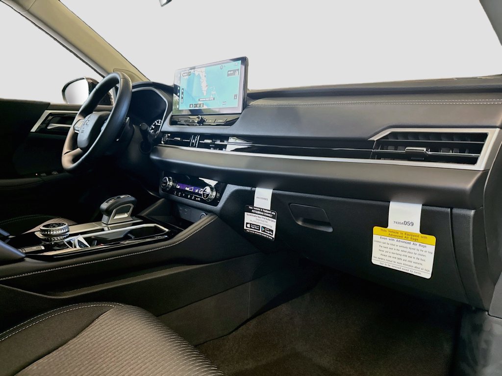 New 2026 Mitsubishi Outlander ES FWD image 30
