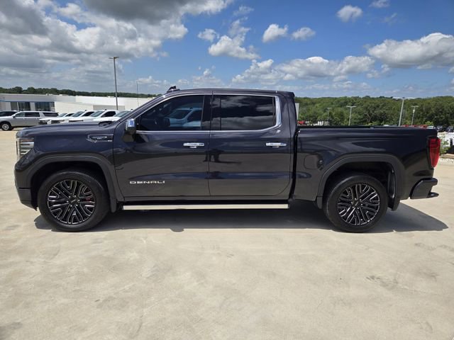 Used 2022 GMC Sierra 1500 Denali Ultimate AWD/4WD image 5