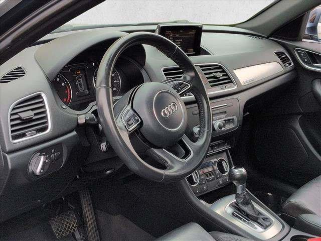 Used 2018 Audi Q3 2.0T Premium Plus w/ Premium Plus Package AWD/4WD image 10