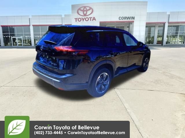 Used 2024 Nissan Rogue SV FWD image 39