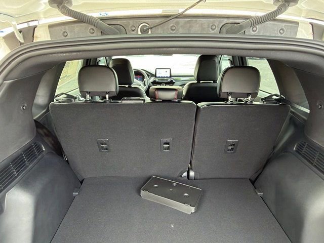 New 2024 Ford Escape ST-Line w/ Equipment Group 301A image 16