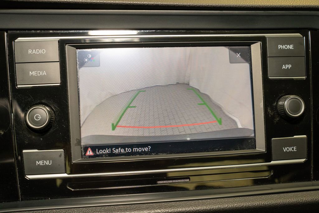 Used 2024 Volkswagen Jetta SE image 13