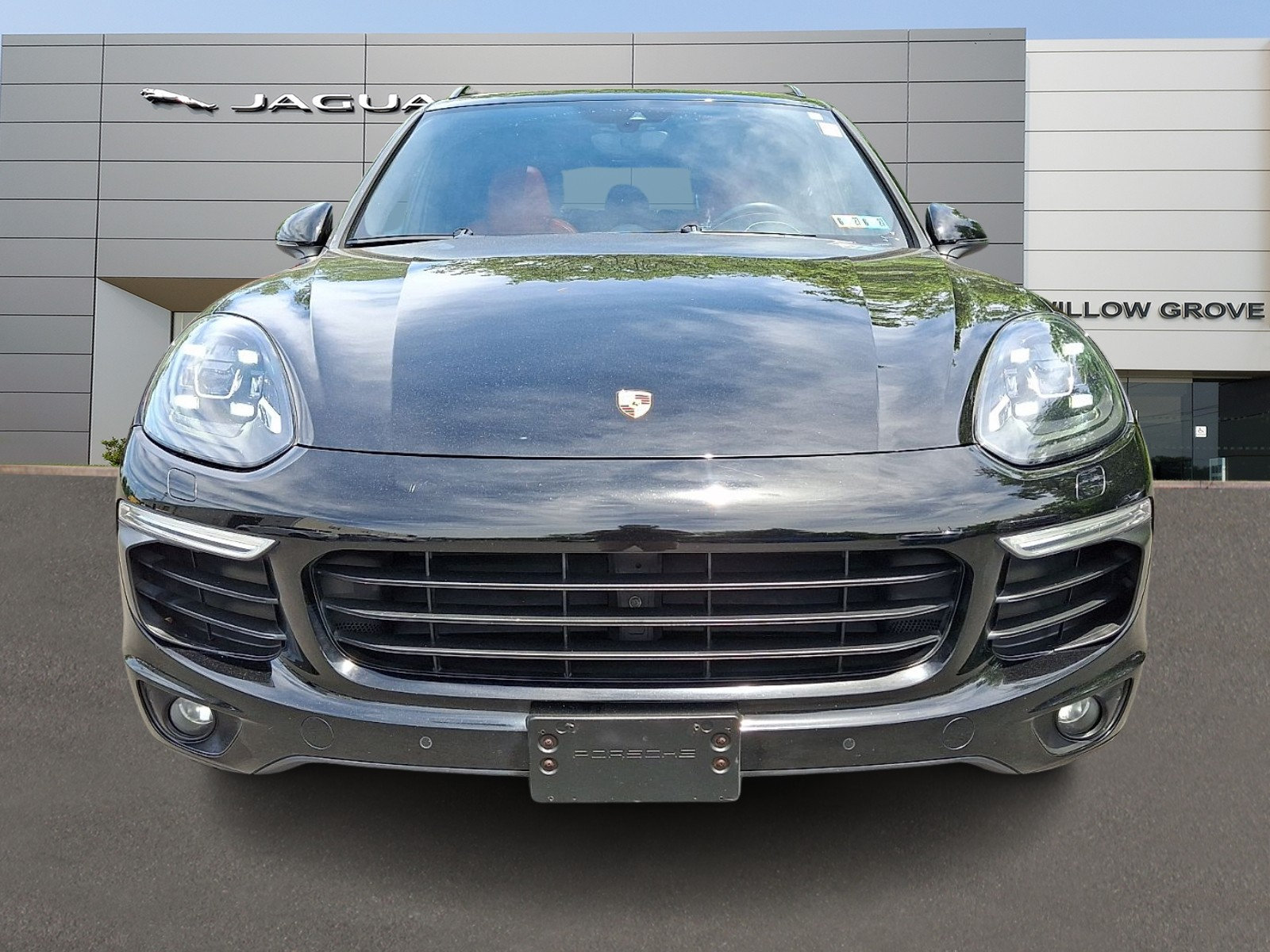Used 2018 Porsche Cayenne Platinum Edition AWD/4WD image 8