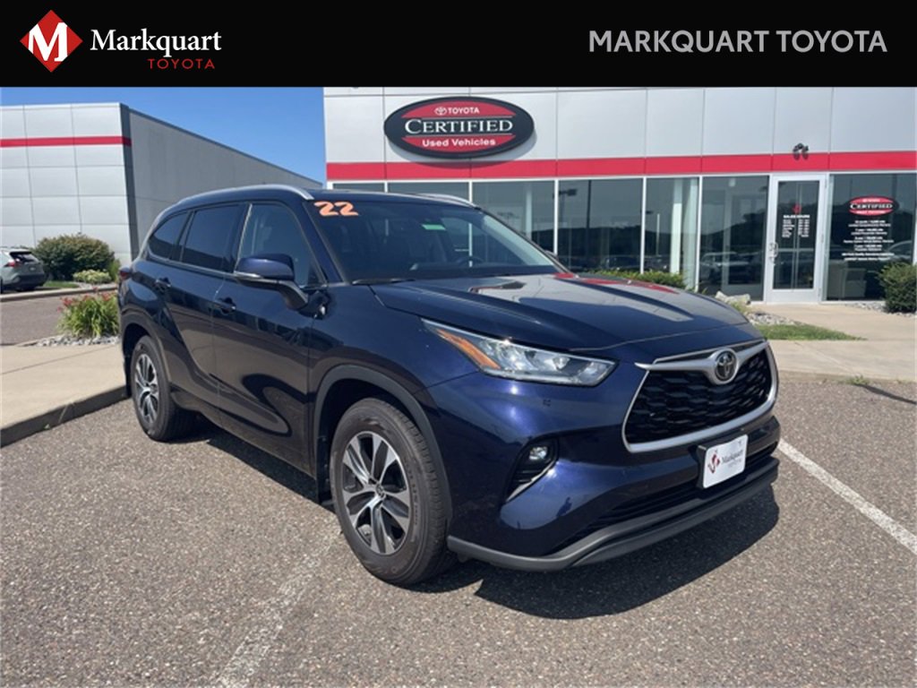 Used 2022 Toyota Highlander XLE
