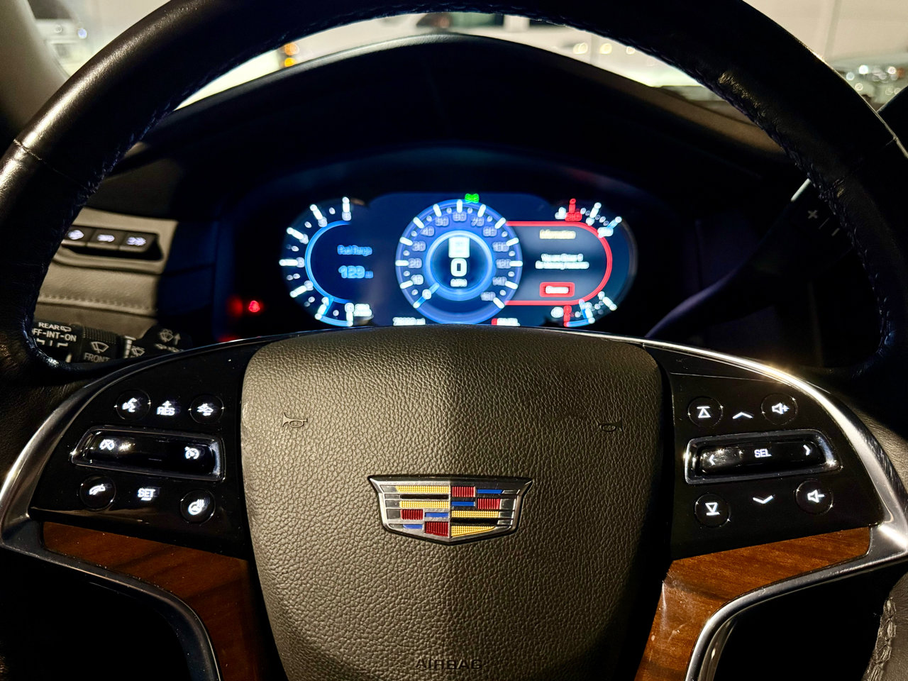 Used 2020 Cadillac Escalade Luxury image 28