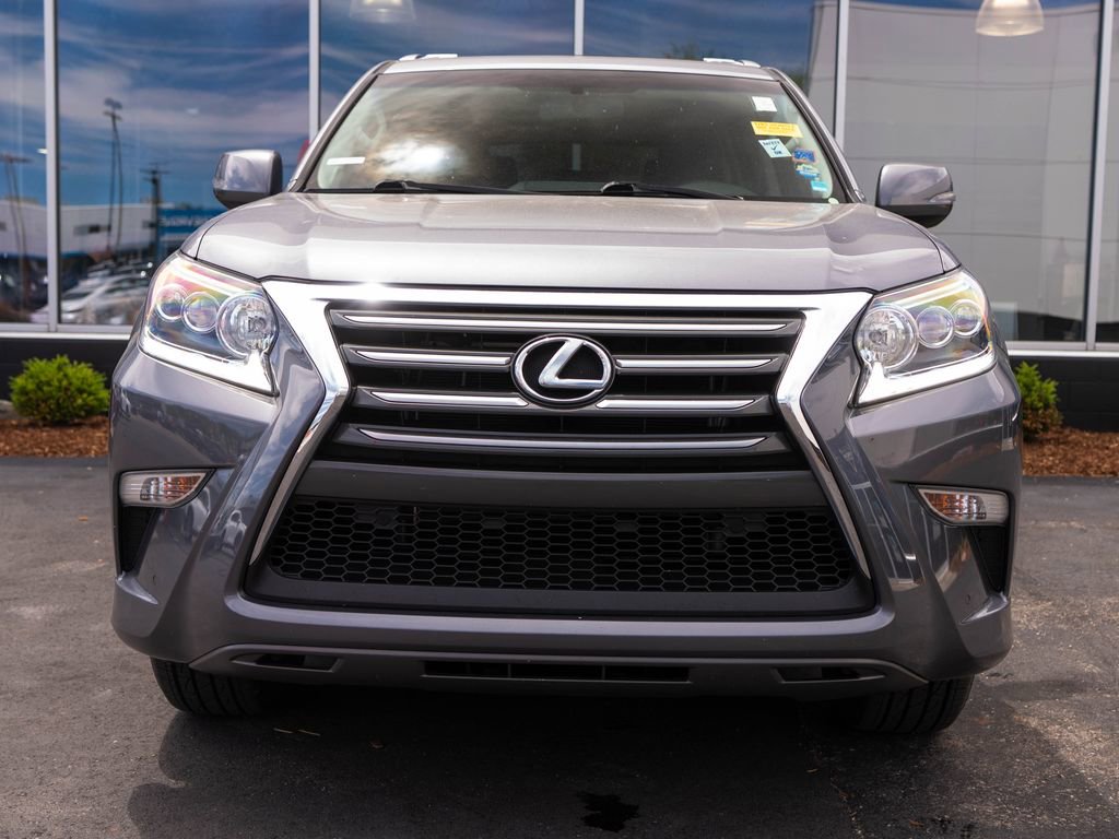 Used 2017 Lexus GX 460 w/ Navigation Package AWD/4WD image 2