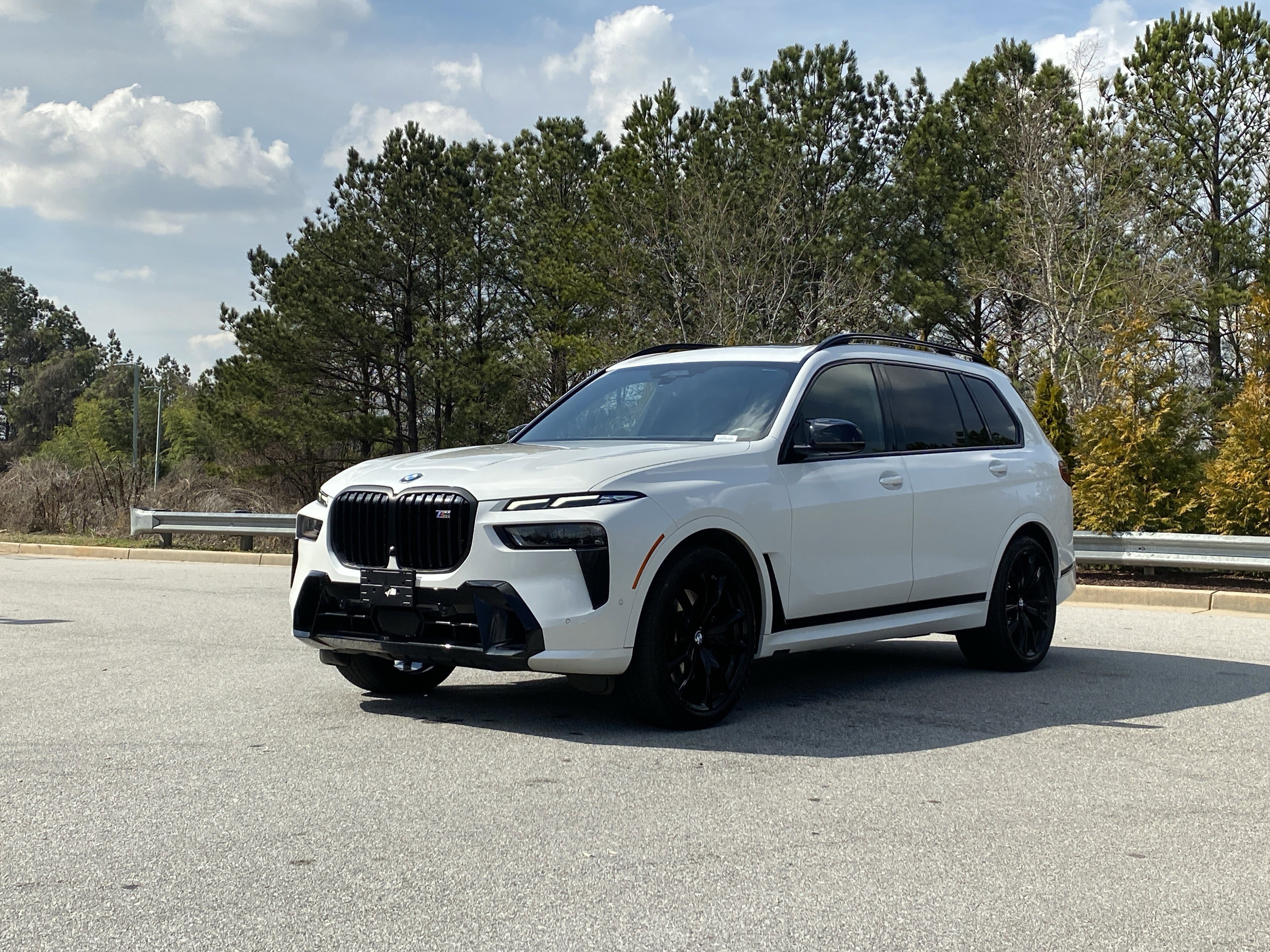 Used 2024 BMW X7 M60i w/ Executive Package image 14