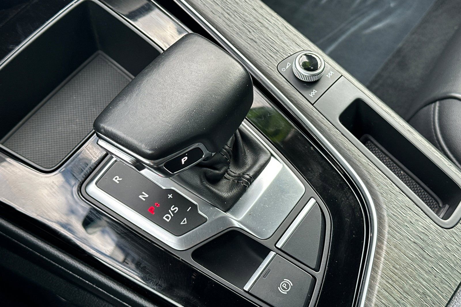 Used 2020 Audi A4 2.0T Premium w/ Convenience Package image 20