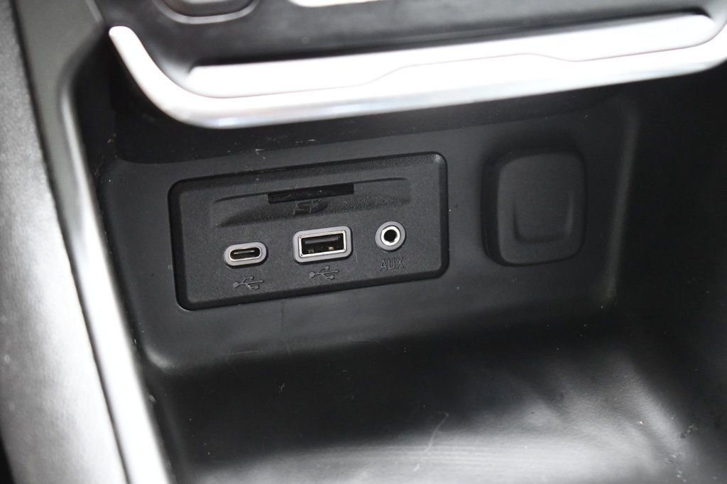 Used 2019 GMC Terrain SLT image 38