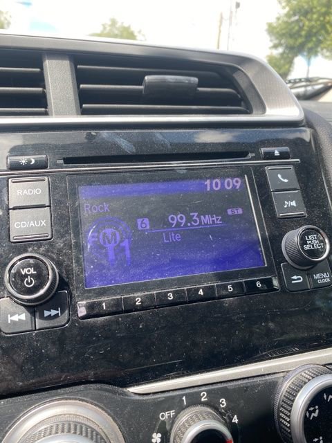Used 2015 Honda Fit LX image 19