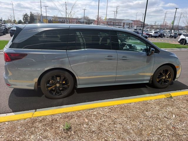 Used 2024 Honda Odyssey Sport image 14