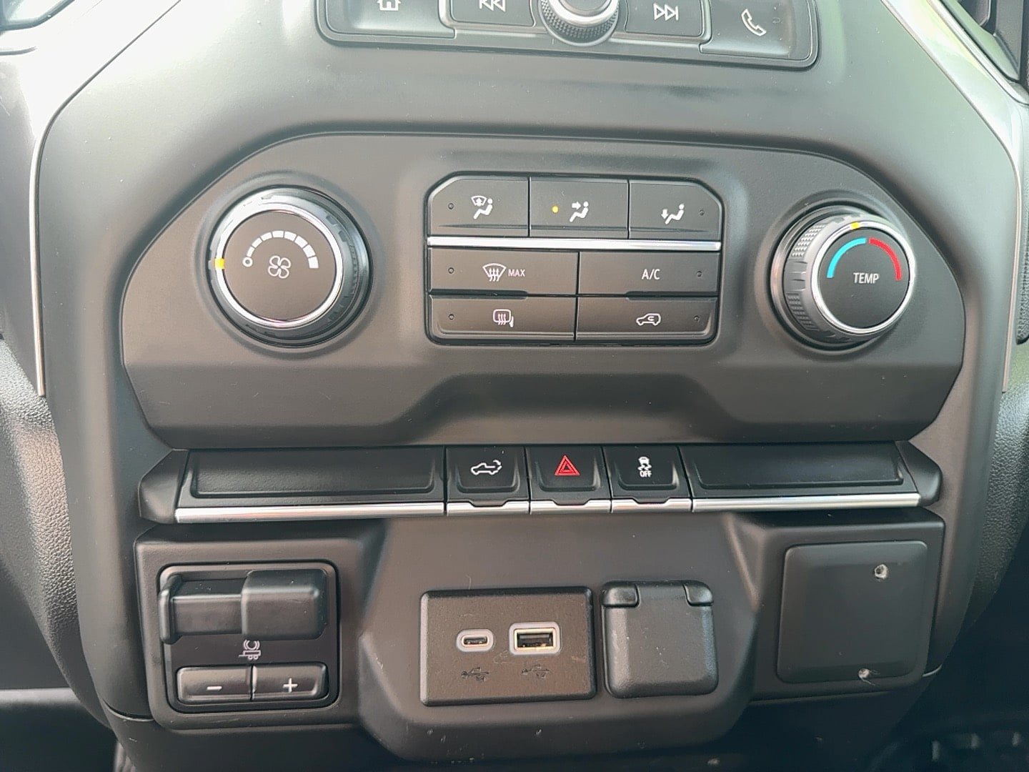 Used 2023 Chevrolet Silverado 2500 W/T w/ WT Fleet Convenience Package AWD/4WD image 24