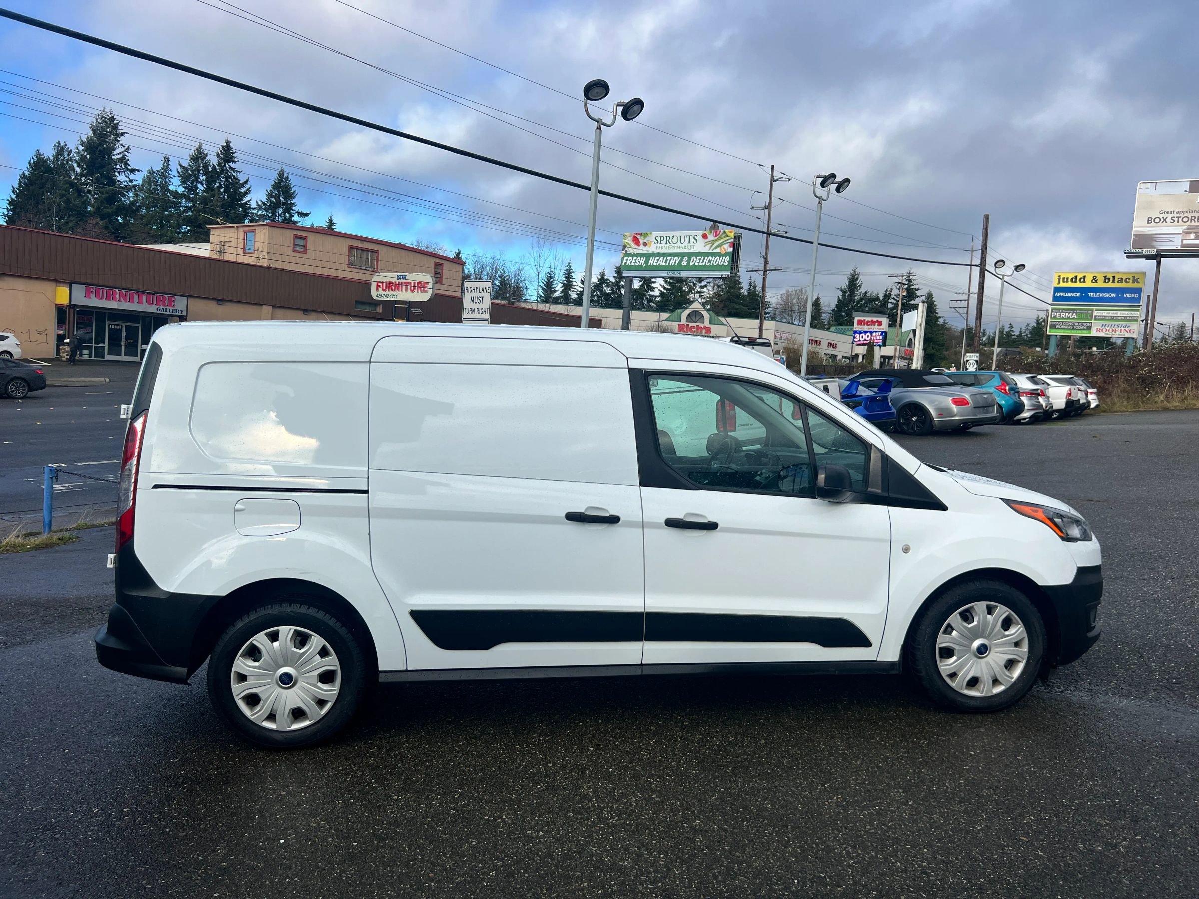 Used 2021 Ford Transit Connect XL image 8