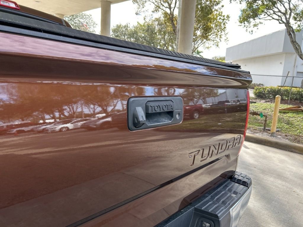 Used 2017 Toyota Tundra SR5 image 18