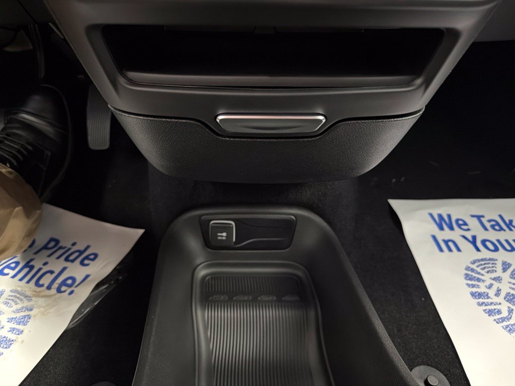 New 2027 Chrysler Pacifica LX FWD image 14