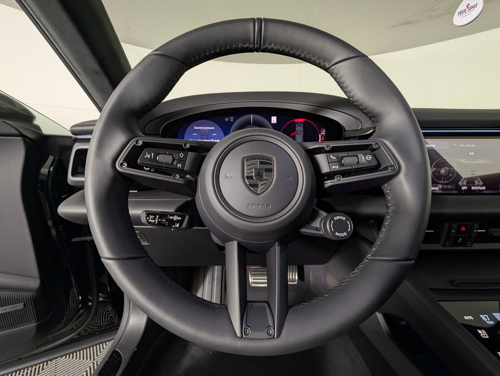 New 2026 Porsche Macan Turbo Electric image 37