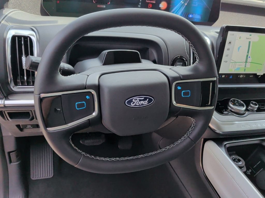 New 2027 Ford Expedition Platinum w/ Driver's Package RWD image 18
