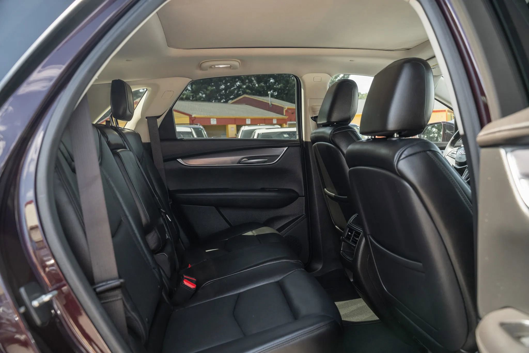 Used 2017 Cadillac XT5 Luxury image 12