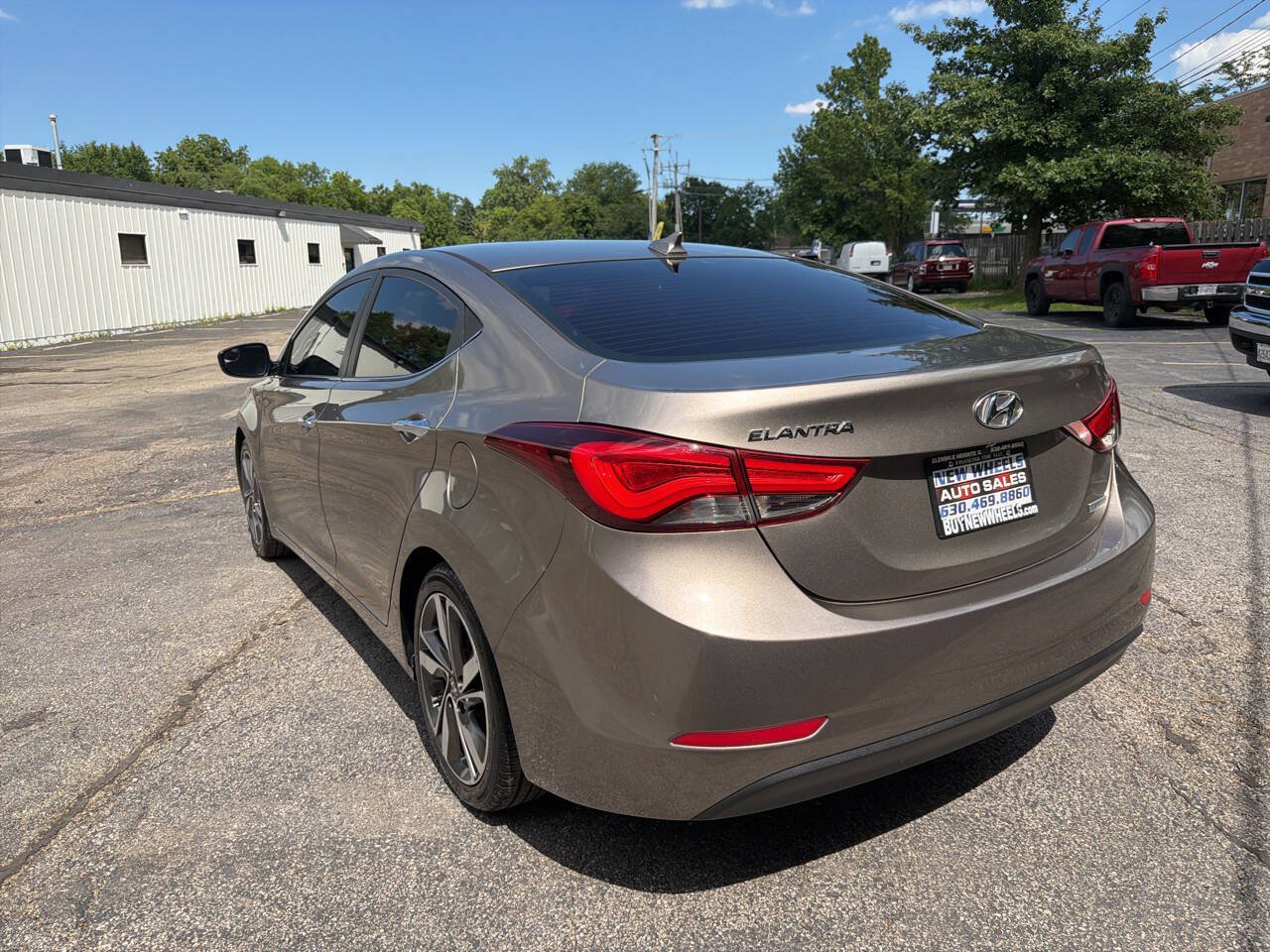 Used 2016 Hyundai Elantra Limited FWD image 4