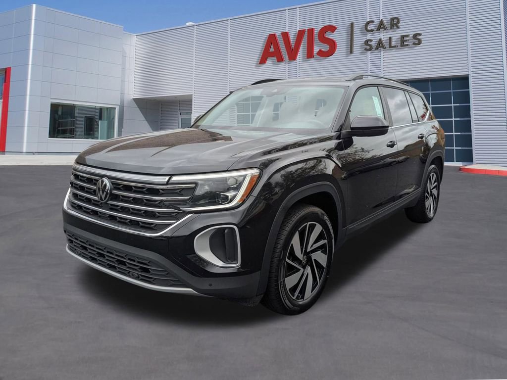 Used 2025 Volkswagen Atlas SE